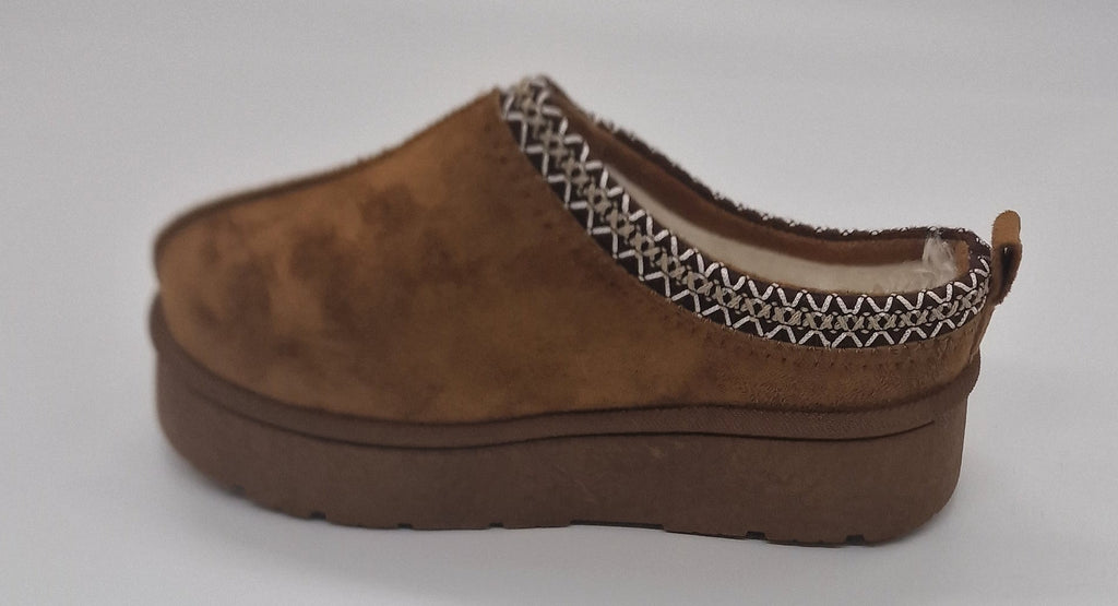 Women's Tan Suede Moccasin Slip-On