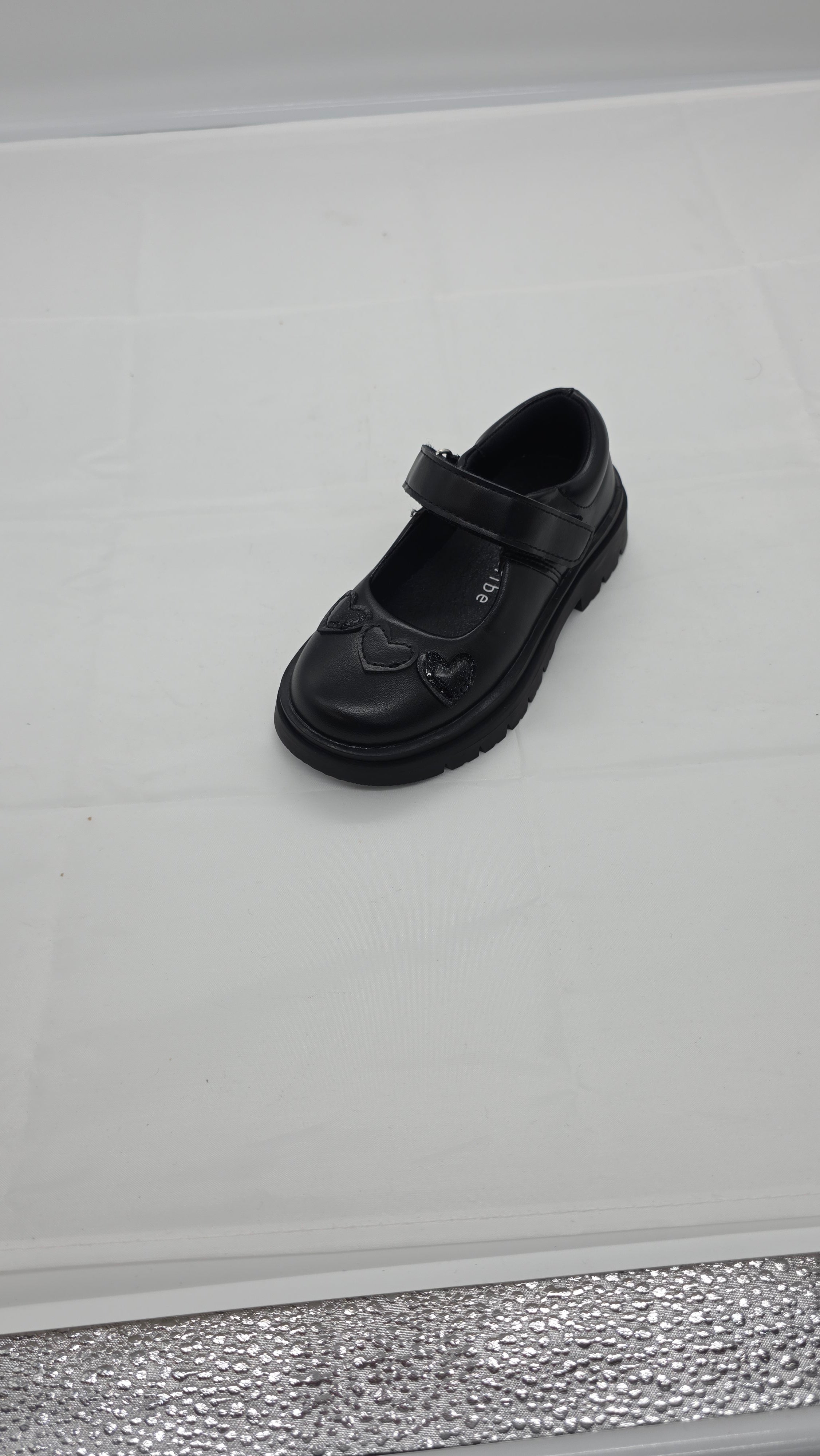 kids school shoes