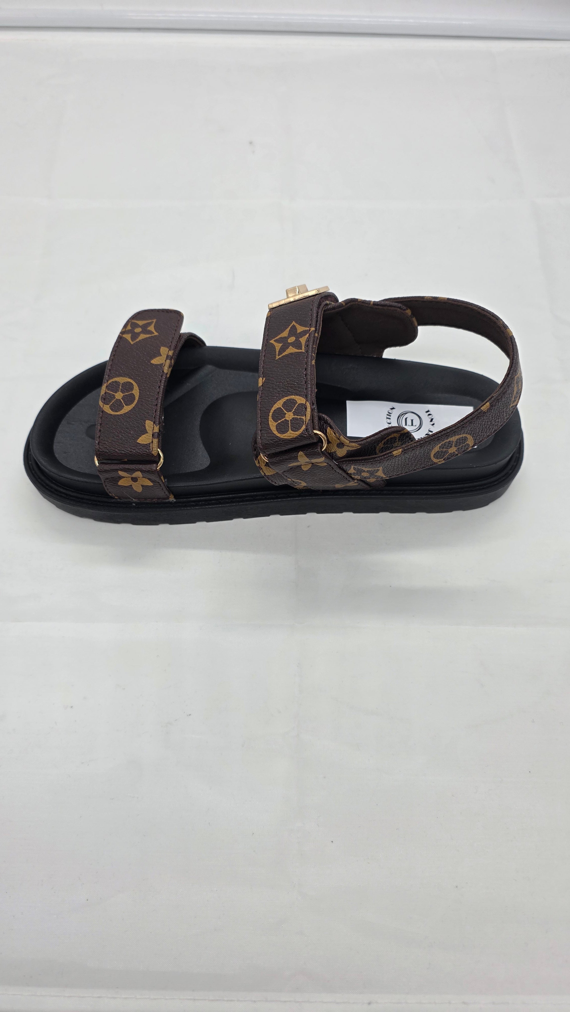WOMENS SANDALS