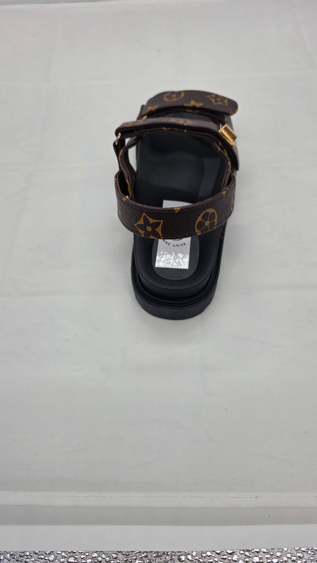 WOMENS SANDALS