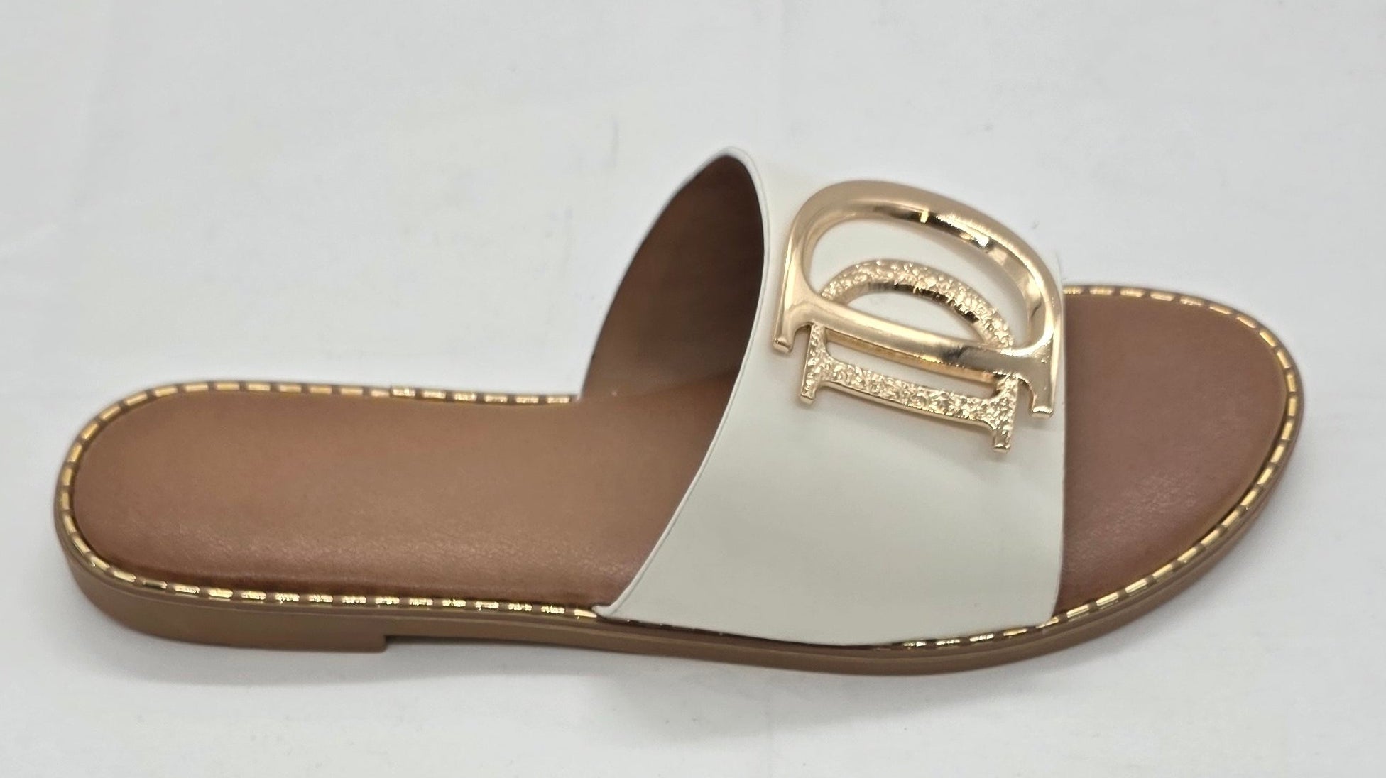 WOMEN SLIDERS