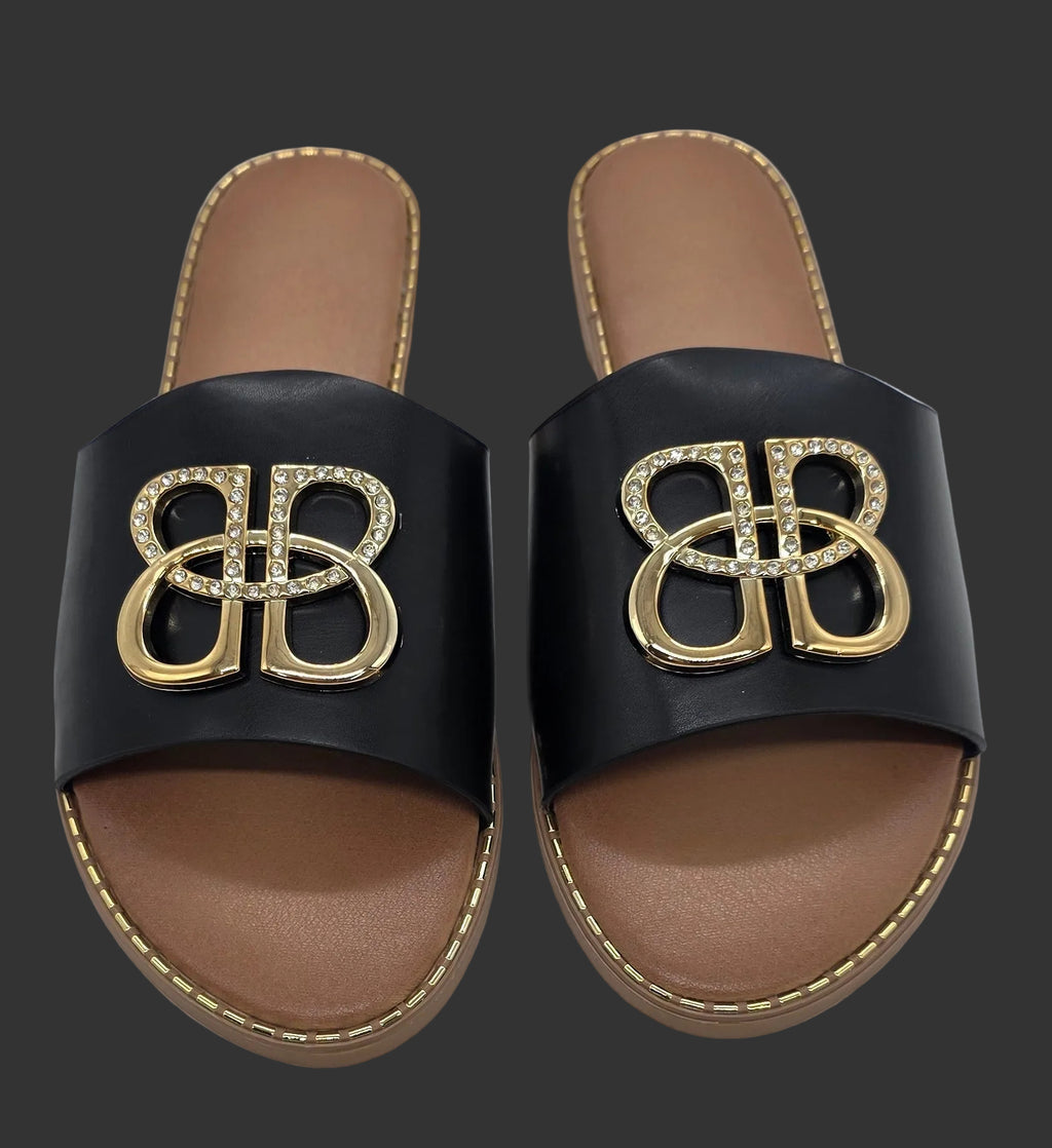 WOMEN SLIDERS