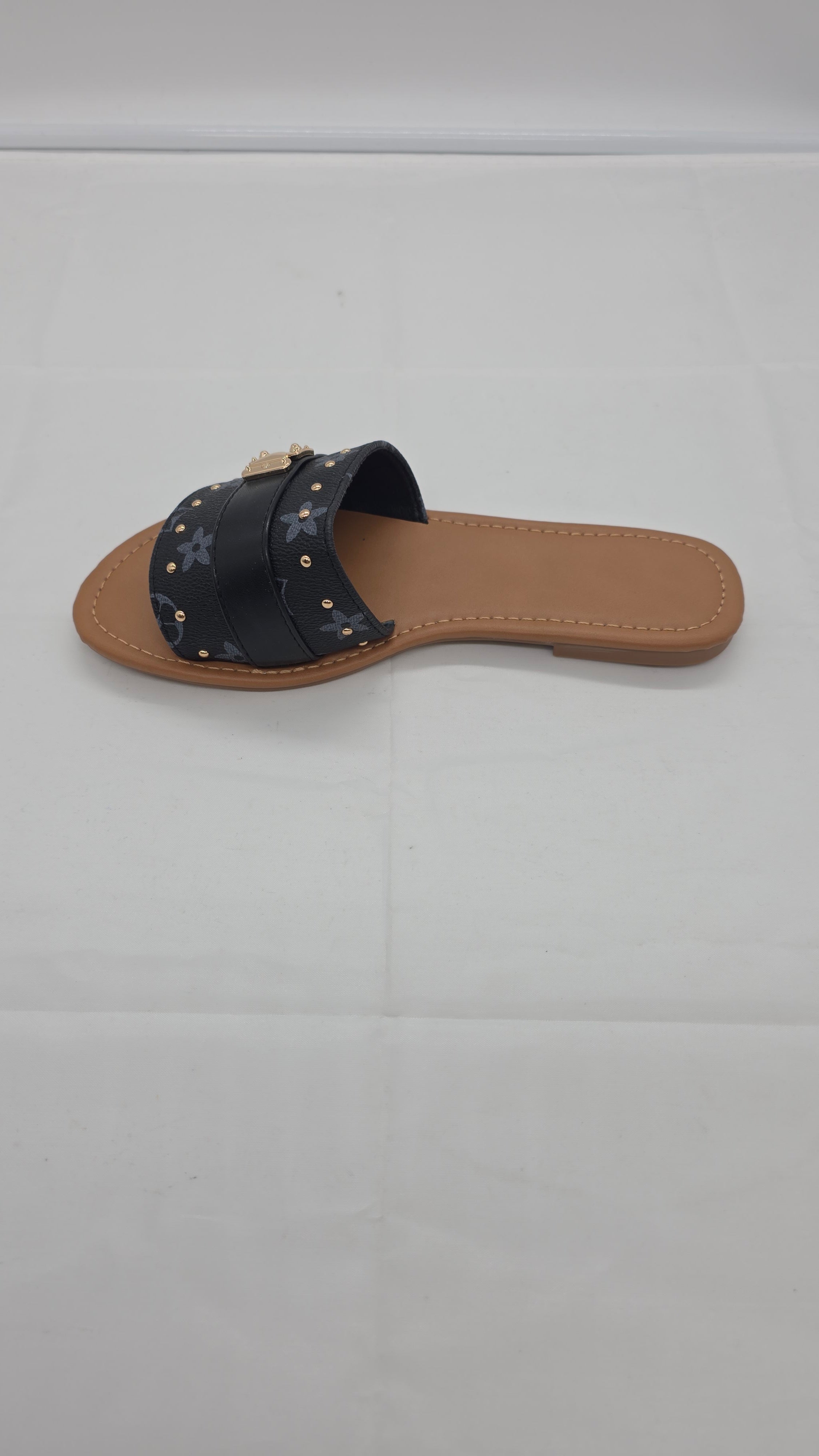 BLACK SLIDER