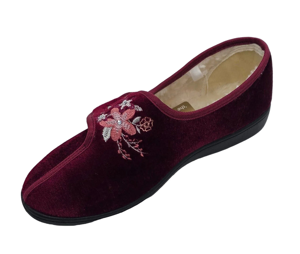 Women's Floral Embroidered Velvet Slippers – Burgundy