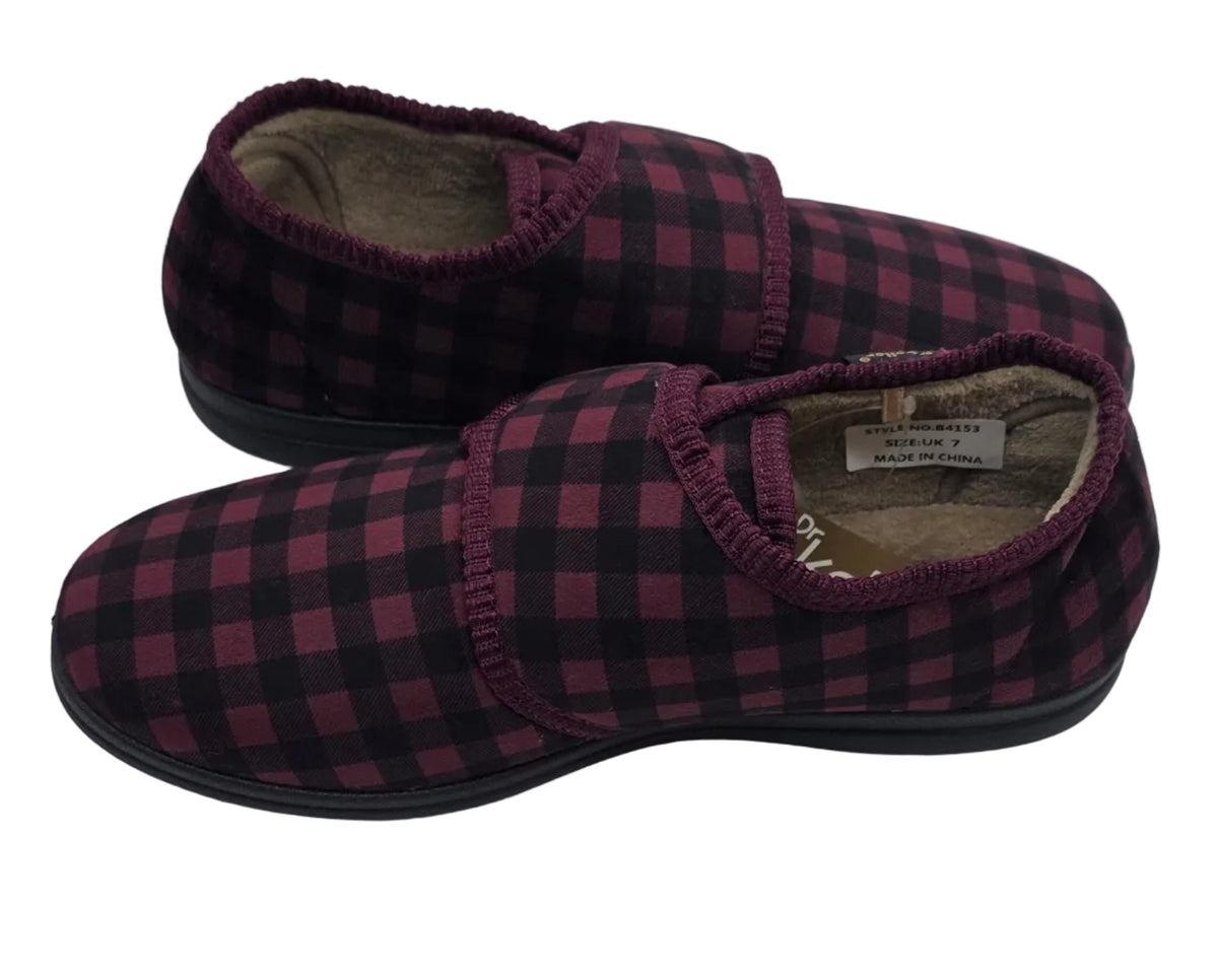 Burgundy Check Adjustable Slippers