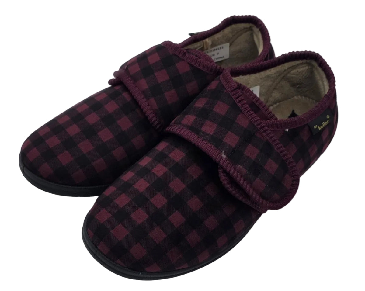 Burgundy Check Adjustable Slippers